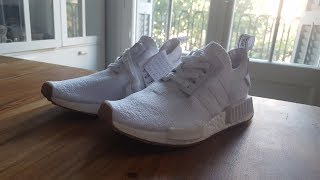 Adidas NMD R1 Primeknit Ultra Boost White Gum unboxing y prueba [upl. by Alliber314]