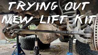 Trying out the Rough Country 25quot Jeep Lift Kit driving up Iron Mountain near Merritt BC [upl. by Neirbo]