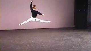 Thomas Edur  solo Grand Pas Classique  Staatsballett Berlin [upl. by Esdras]