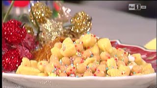 Struffoli delle feste  La Prova del Cuoco 09122015 [upl. by Blair]