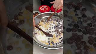 따뜻한 우유에 몰티져스 1kg 말아먹기🤎  Hot Milk With Maltesers [upl. by Aloysius]