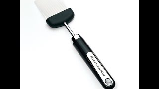 Review KitchenAid Wide Basting Brush Black [upl. by Knowle]