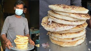 From Past 50 Years They Are Selling Delicious Evening Tiffins in Rajahmundry  Uttapam  Idli [upl. by Adnamra]