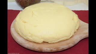 Come Fare la Polenta Gialla di Mais Ricetta Tradizionale [upl. by Eveiveneg]