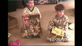 Unwrapping Presents on Christmas Morning 1997  Battleship Air Hockey and Operation [upl. by Rebeca]