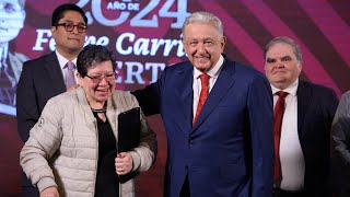 Inicia entrega de Pensiones para el Bienestar Conferencia presidente AMLO [upl. by Kralc263]