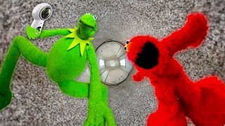 Kermit The Frog and Elmo get a 360 Camera [upl. by Lauer]