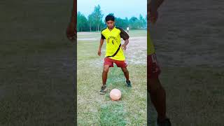 FootballSkills ⚽😎🥶☠️ shorts youtube football viral skills footbalskills tutorial skill [upl. by Berkman]