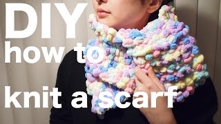 DIY  How to knit a scarf 棒針いらず！簡単マフラーの編み方 [upl. by Odlabu105]