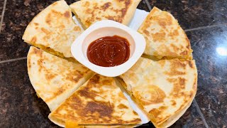 Chicken quesadilla recipe Best chicken quesadilla recipe [upl. by Avonasac]