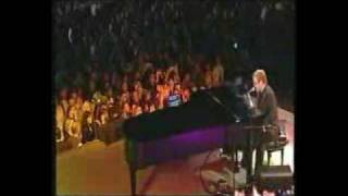 Elton John  Crocodile Rock live in Reggio Calabria 2004 [upl. by Slinkman]