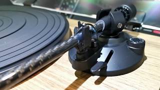 Audio Technica ATLPW40WN and ATLPW30TK turntables [upl. by Nekal]