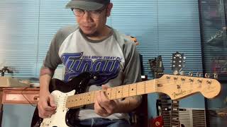 Alumni Homecoming Guitar Tutorial  Vintage MacrossRobotech Toys Display [upl. by Dreda]