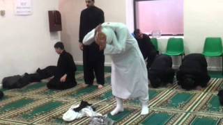 Sunni Deoband Wahabi Praying in a Shia mosque during Muharam Juloos great sign of unity [upl. by Lardner995]