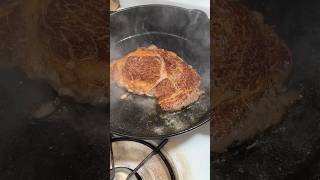 Cooking a ribeye steak in a castiron skillet cooking castiron howto [upl. by Leirol319]