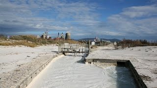 LA SPIAGGIA PIÙ INQUINATA DITALIA ROSIGNANO SOLVAY [upl. by Ecienal]