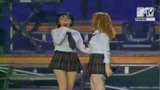 tATu  Ya Soshla S Uma Nas Ne Dagoniat  Live 2002 [upl. by Novj]