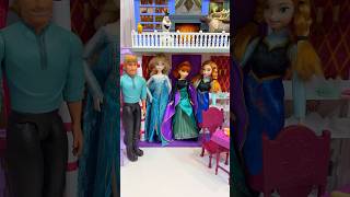 Disney Frozen 2 Portable Arendelle Castle Playset Disney Dolls Many Accessories and Castle [upl. by Enael732]