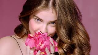 L’Oreal Extraordinary Oil Eclat Barbara Palvin 15s [upl. by Gladi]