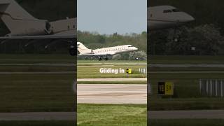 Bombardier global express landing 12524 [upl. by Gasser216]