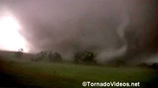 ANGRY OCTOPUS or VIOLENT wedge tornado video May 24 2011 Lookeba Oklahoma [upl. by Giralda]