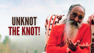 23 of 108  Unknot the Knot  Swami Chinmayananda  Mundakopanishad  Upanishad [upl. by Mehetabel9]