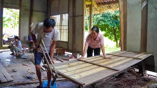 Single mother Quickly work with a carpenter to complete the door on a heavy rainy day [upl. by Ashleigh]