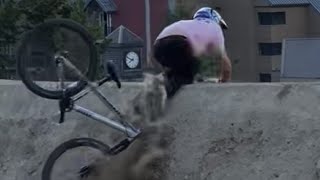 Caduta Torquato Testa Crankworx Whistler 2023 Run 1 [upl. by Nage]