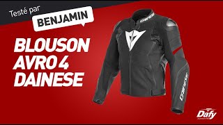 Benjamin présente le BLOUSON AVRO 4 de chez DAINESE [upl. by Nameloc]