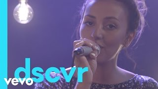 Namika  Lieblingsmensch – Vevo dscvr Live [upl. by Irelav]