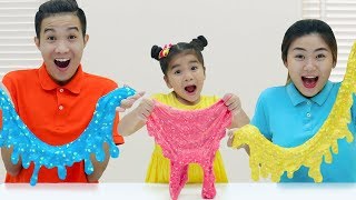 Suri Pretend Play Mixing Slime [upl. by Loris]