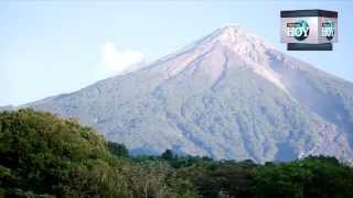 Volcán de Fuego mantiene nivel alto de actividad [upl. by Ellehsad]