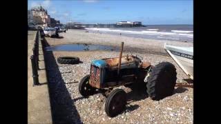 Zing Ding Dah Dah  a jaunty guitar tune with photos from Cromer to Aldeburgh [upl. by Nnylidnarb]