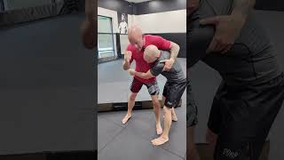 Headlock throw selfdefense [upl. by Hallvard]