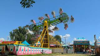 Zipper Carnival Ride Off Ride 2022 4k [upl. by Eanehs]