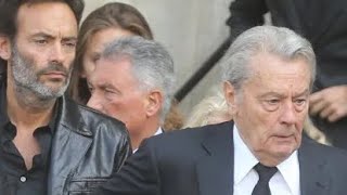 La maladie d’Alain Delon enfin dévoilé  Un lymphome de type B traité par imbruvica [upl. by Eiramalegna]