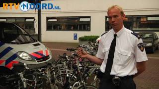 Lopers van dure fietssloten in omloop [upl. by Einad951]