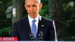 The Moire effect on Obamas tie [upl. by Bohlin756]