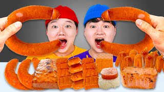 Kielbasa Sausage Challenge 킬바사 소시지 챌린지ㅣ밍우기 MingampWoogie [upl. by Jakoba]