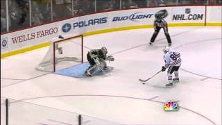 Patrick Kane dazzling shootout goal 121411 [upl. by Nelaf47]