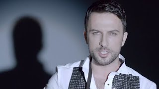 TARKAN feat OZAN ÇOLAKOĞLU  Aşk Gitti Bizden Official Video  Lyrics [upl. by Ydissac]