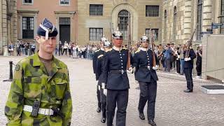 Palacio Real de Estocolmo Cambio de Guardia estocolmo stockholm [upl. by Atreb]