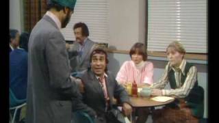 Mind your language muslim and Sikh conflict very funny ali vs ranjeet [upl. by Ahsatsana]