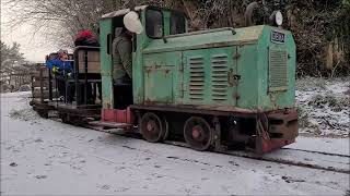 Feldbahn Dossenheim Diema mit Loren im Schnee [upl. by Shannon]