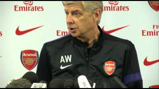 Arsene Wenger reaction to Van Persie move to Man Utd [upl. by Eiresed813]