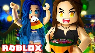 HALLOWEEN COSTUME PARTY IN ROBLOX ROYAL HIGH [upl. by Kakalina699]