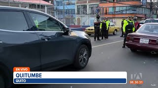 Policía realiza un operativo de seguridad en Quitumbe sur de Quito [upl. by Sweyn]