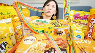 Mukbang ASMR 편의점 먹방 💛 라면 치즈볶이 콘치즈 꿀젤리 디저트 Korean ConvenienceStoreFood Desserts Eatingshow Ssoyoung [upl. by Ches]