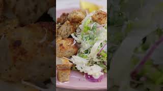 ChickenCaesarSalad einfach lecker und gesund  Jamie Oliver auf Deutsch [upl. by Ahsinej228]