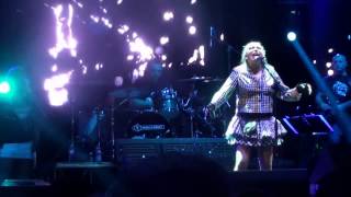 Loredana Bertè  Una sera che piove live in Varallo 19072014 [upl. by Nnyltak16]